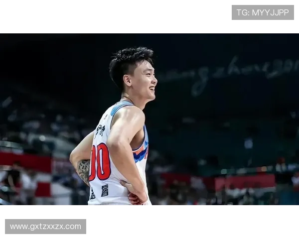 广东宏远2015年对战新疆的精彩瞬间与赛季回顾分析