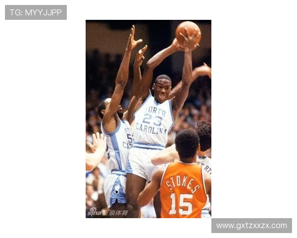 拉塞尔威斯布鲁克的篮球传奇与职业生涯的精彩瞬间回顾 拉塞尔威斯布鲁克的篮球传奇与职业生涯的精彩瞬间回顾